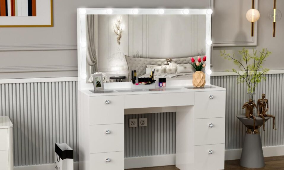 Decorative dresser