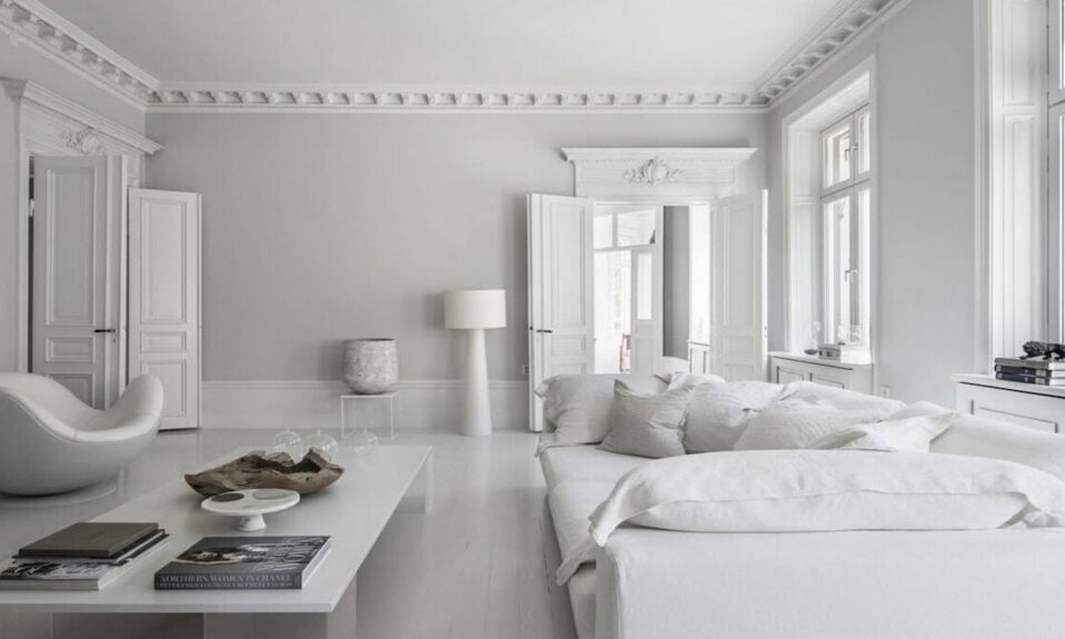 Decorators white